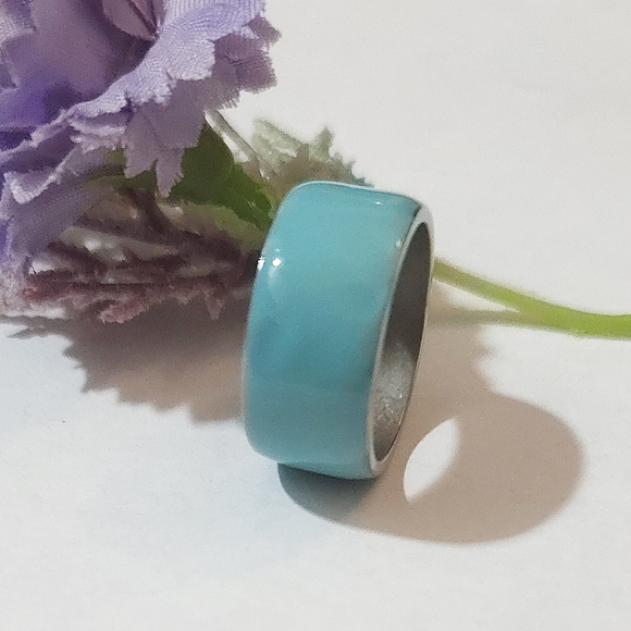Turquoise Color Wide Band Ring Boho Style Yet Classic - Picture 1 of 8